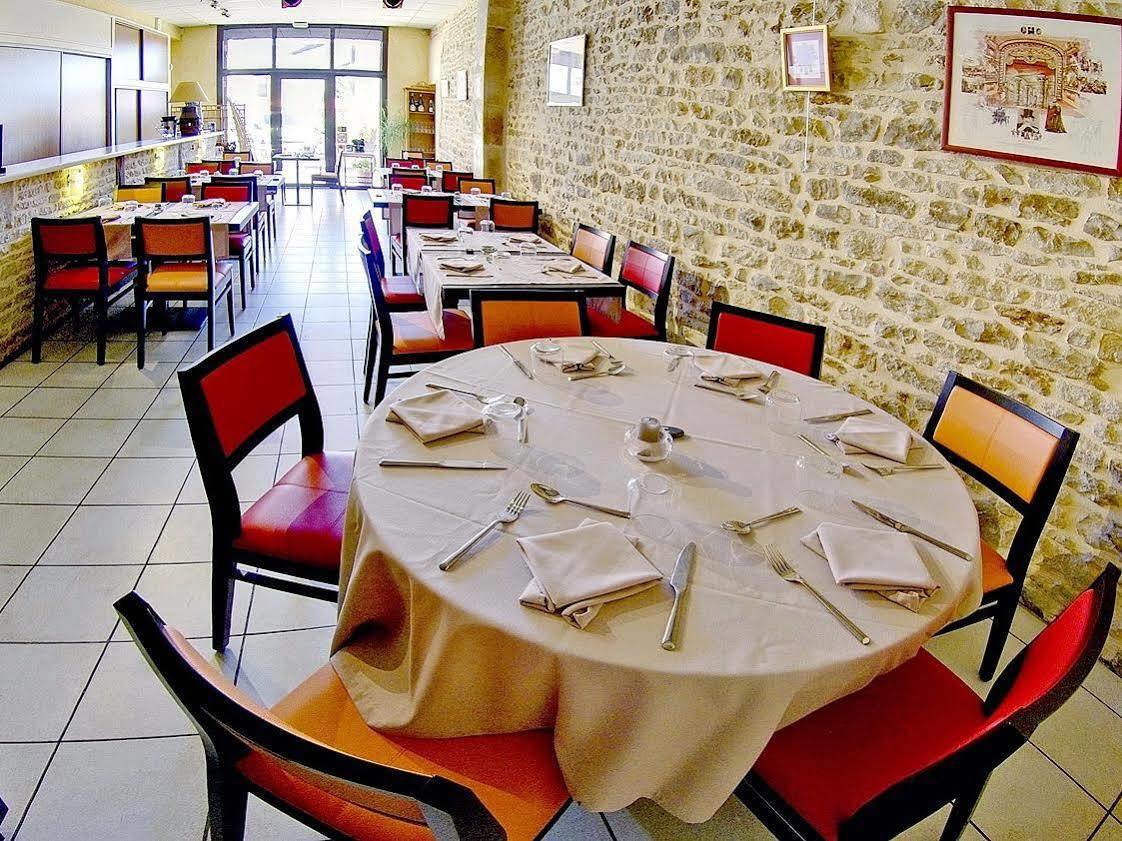 Relais Du Lac Villegusien-le-Lac Экстерьер фото